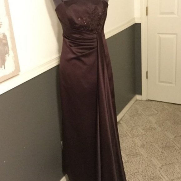 David's Bridal Dresses & Skirts - David's Bridal chocolate brown bridesmaid dress S4